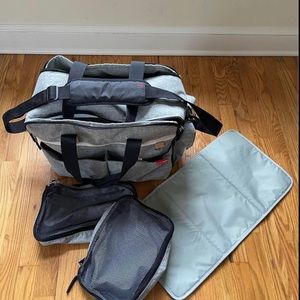 SkipHop Diaper Bag - Duo Weekender